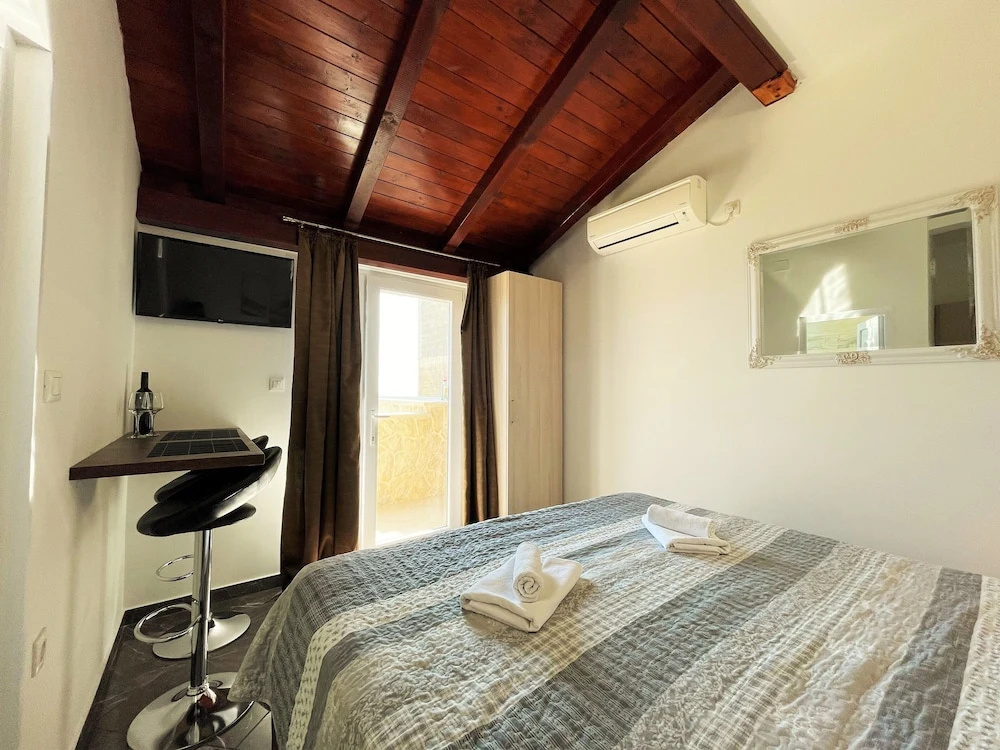 Comfort Studio
