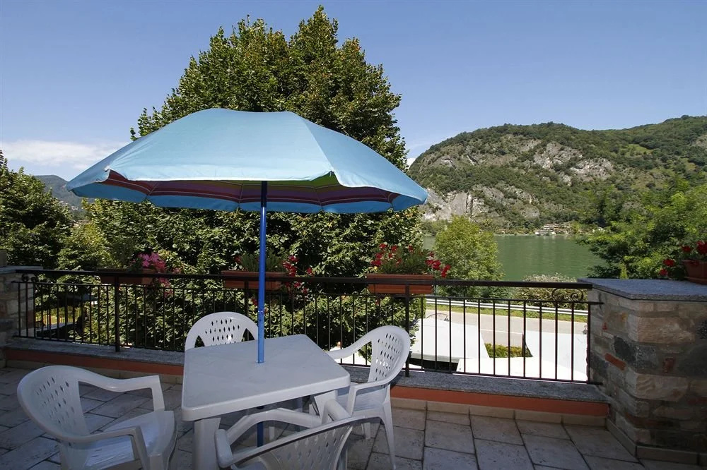 Balcony & Terrace