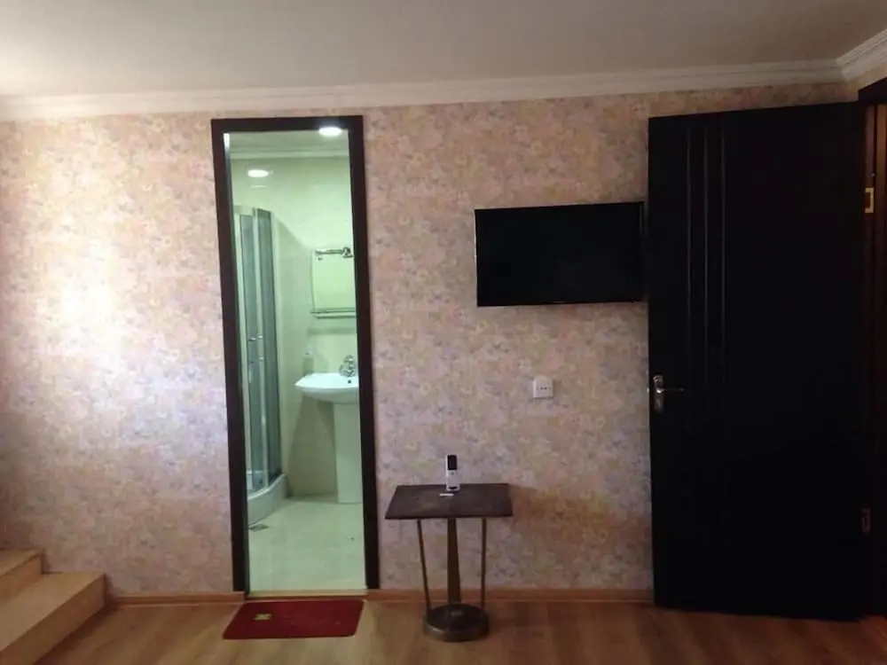 Tbilisi Art Gate Hostel