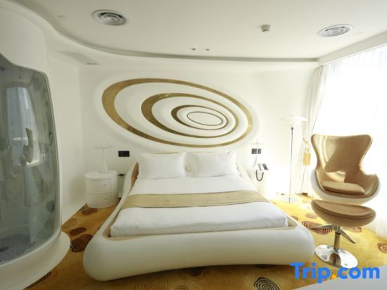 Люкс Deluxe в Guangzhou Planet Hotel