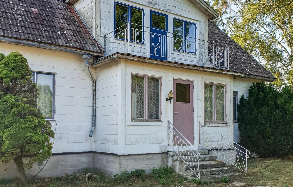 Awesome Home in Kalmar With Wifi and 3 Bedrooms