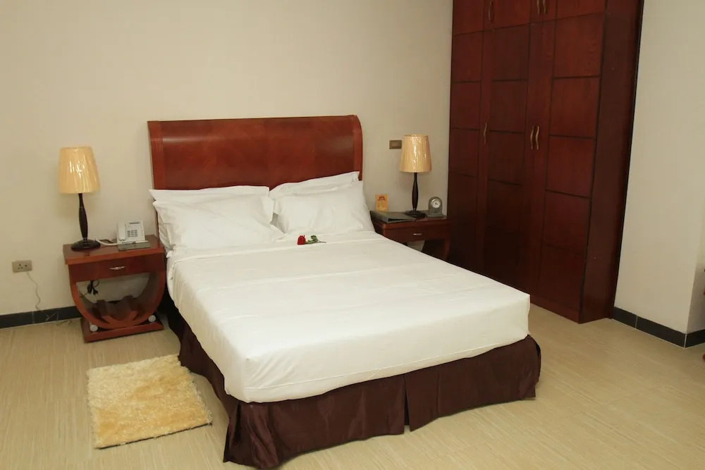 Aphrodite International Hotel - Chambres