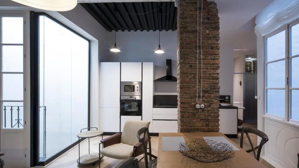 1 Bedroom Apartment
