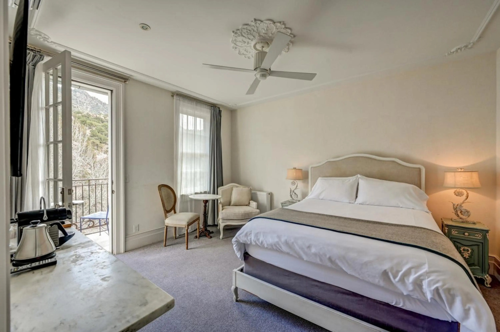 Surf Hotel & Chateau — 4