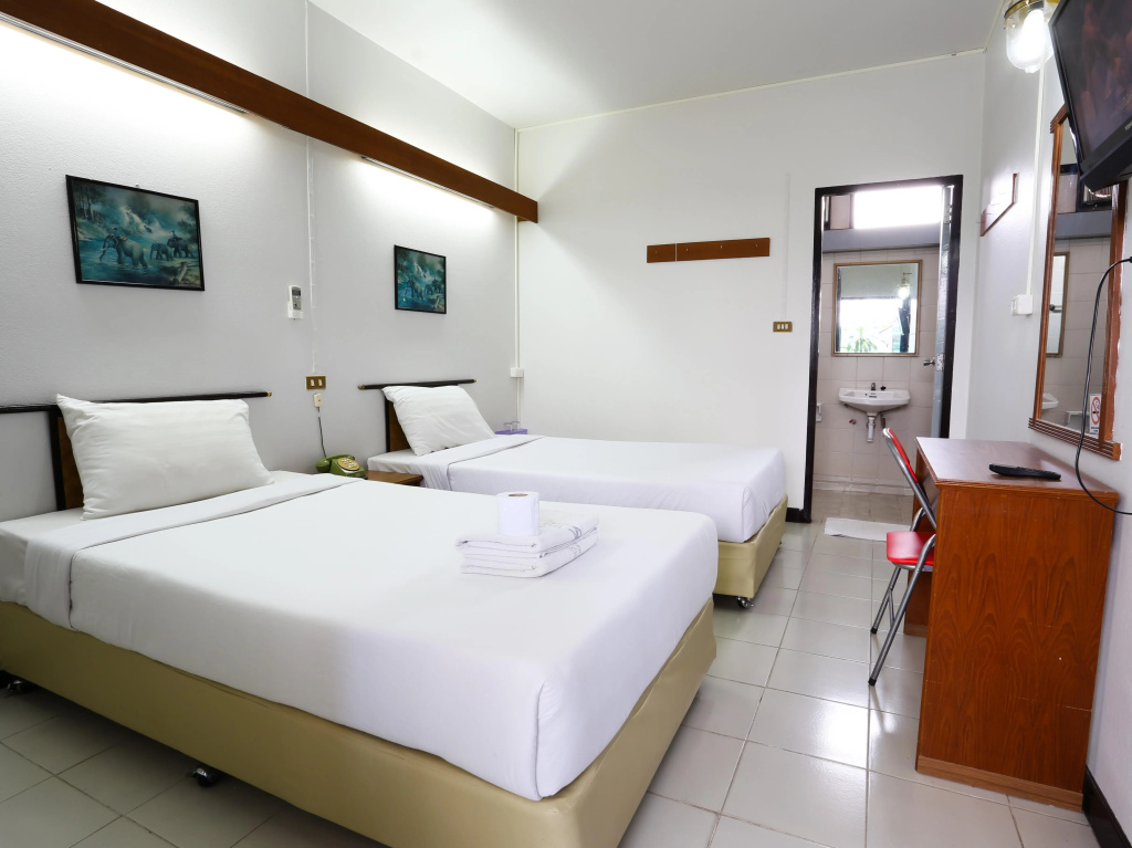 Standard Double room (twin beds)