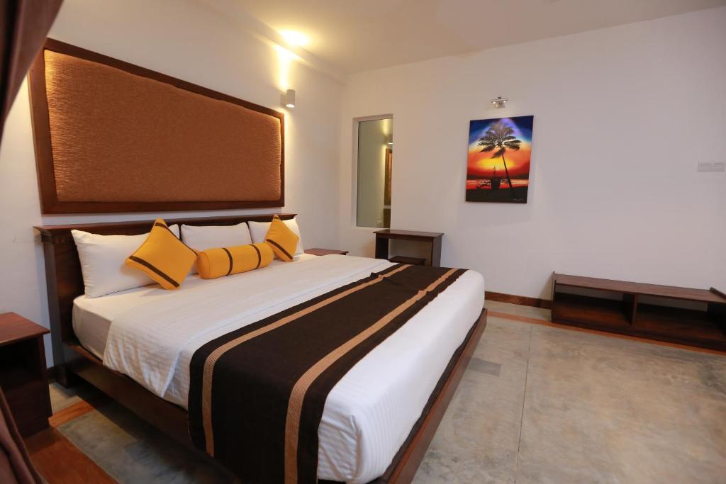 Refresh Hotel