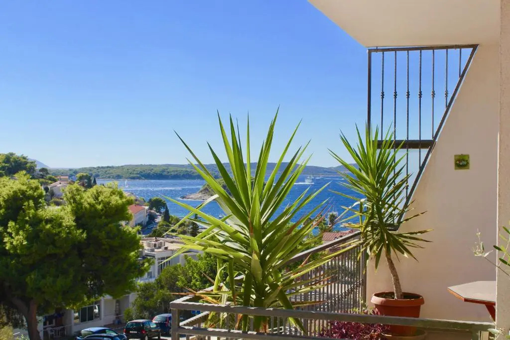 Apartment with balcony