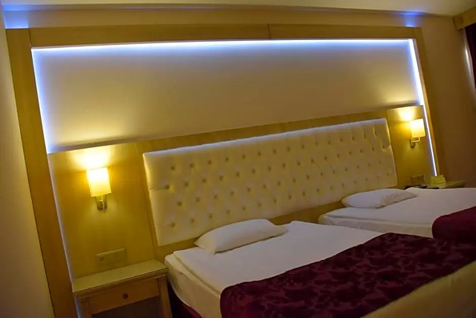Ege Palas Business Hotel - Chambres