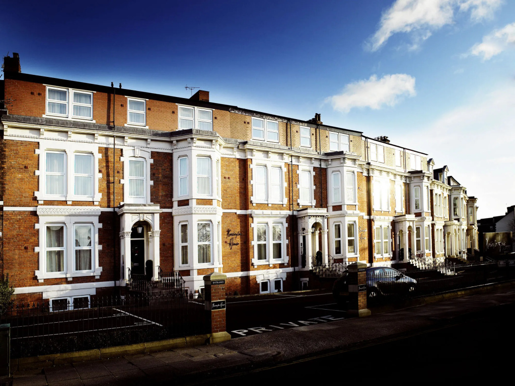 Kensington House Aparthotel