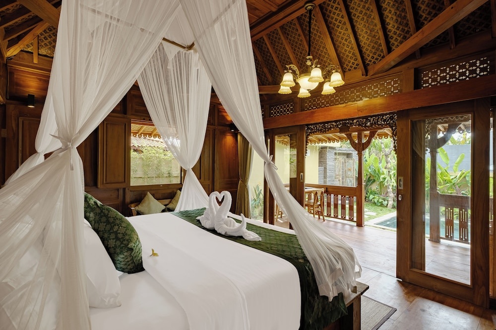 Suraya Ubud Villa — фото