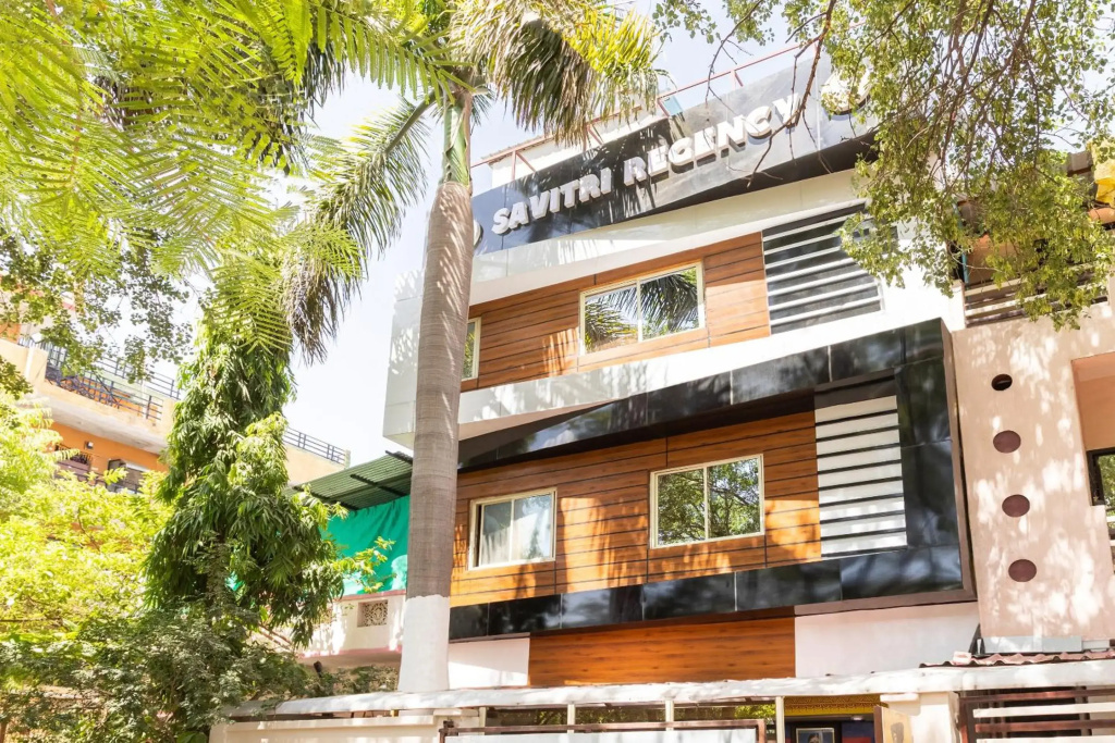 Flagship 27867 Savitri Regency