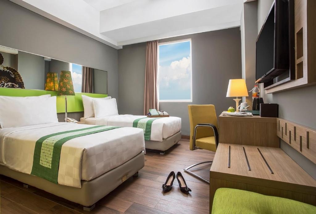 Deluxe Twin room (twin beds) — room photo 2