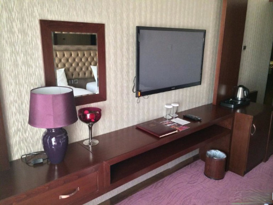 Kings Park Hotel