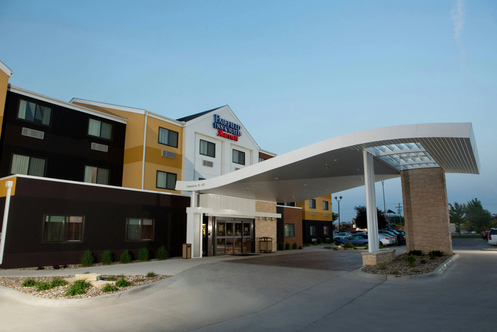 Fairfield Inn & Suites by Marriott Burlington