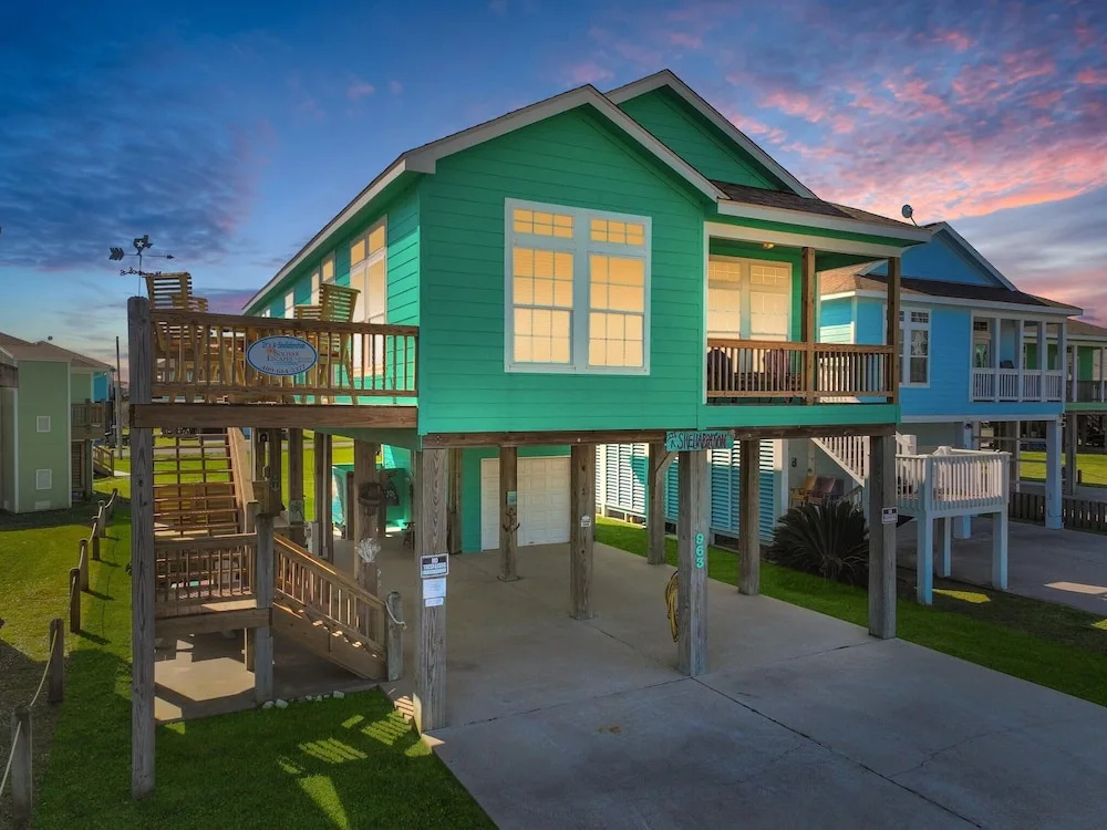 It's A Shellabration 3 Bedroom Home