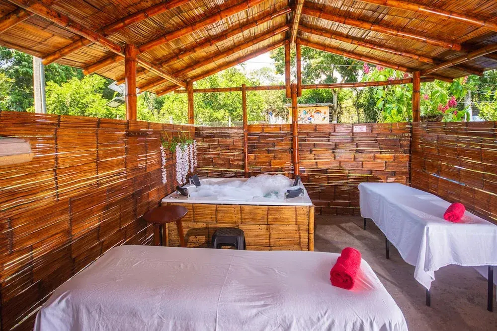 Hotel Familia Casa Blanca