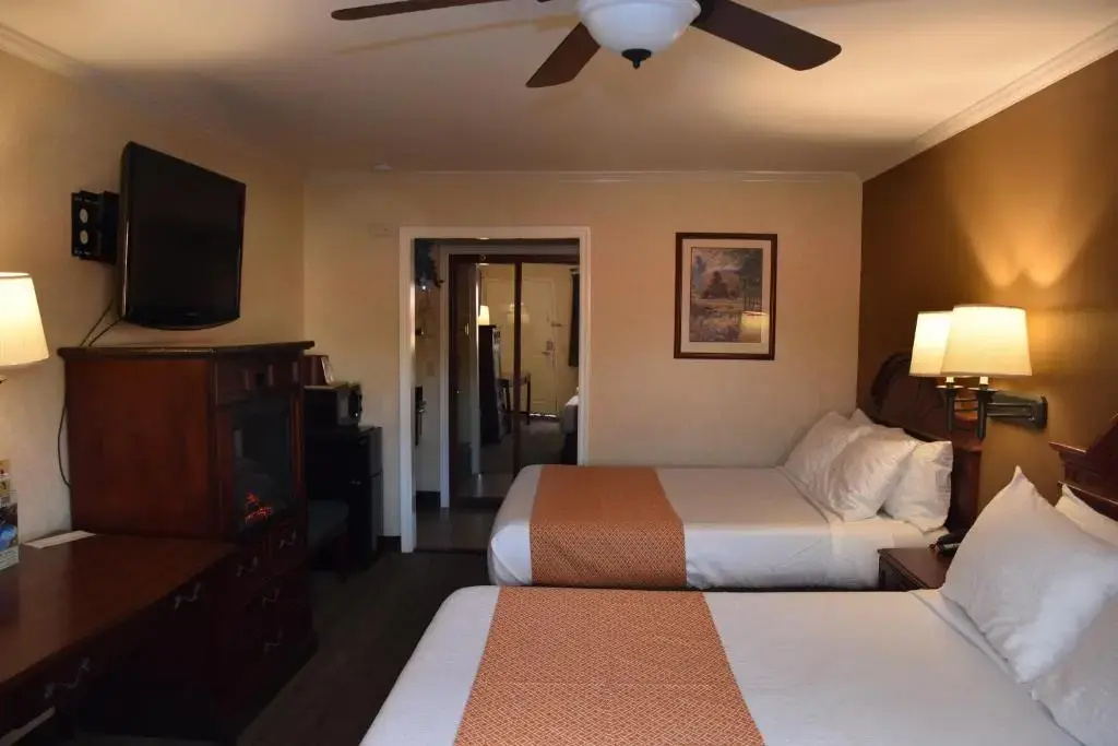 Dynasty Suites Redlands - Chambres