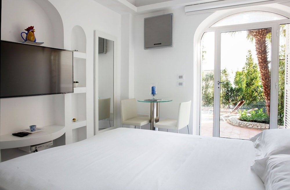 Hotel photo 30