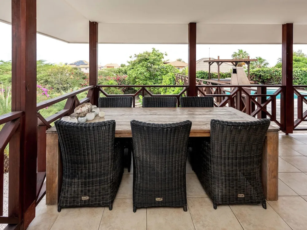 Tropical Villa With Private Swimming Pool in Nearby Jan Thiel in Willemstad