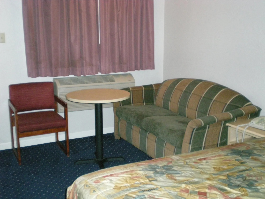 Crown Lodge Motel Oakland: фото 3
