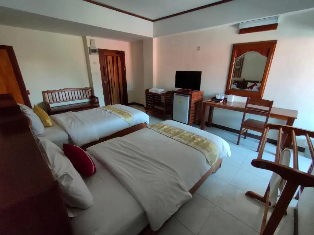 Riverfront Hotel Mukdahan - Chambres