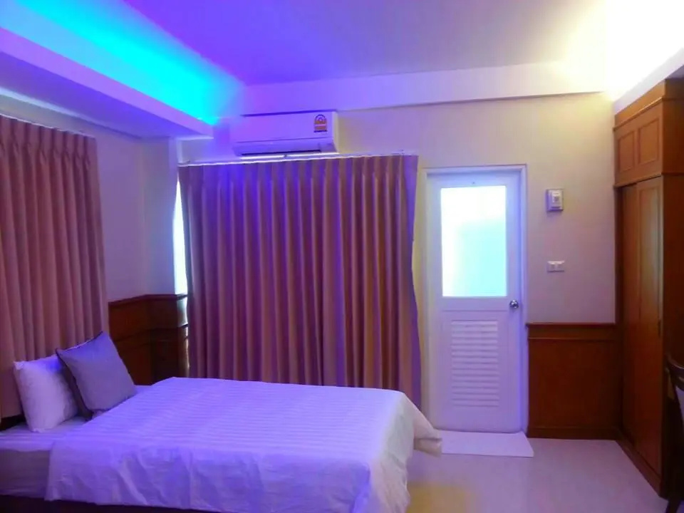 Standard Double room (twin beds)