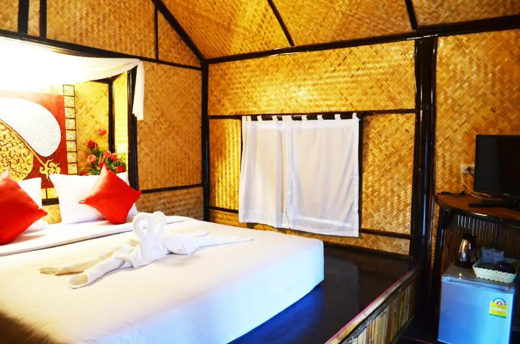 Eco Lanta Hideaway Beach Resort - Chambres