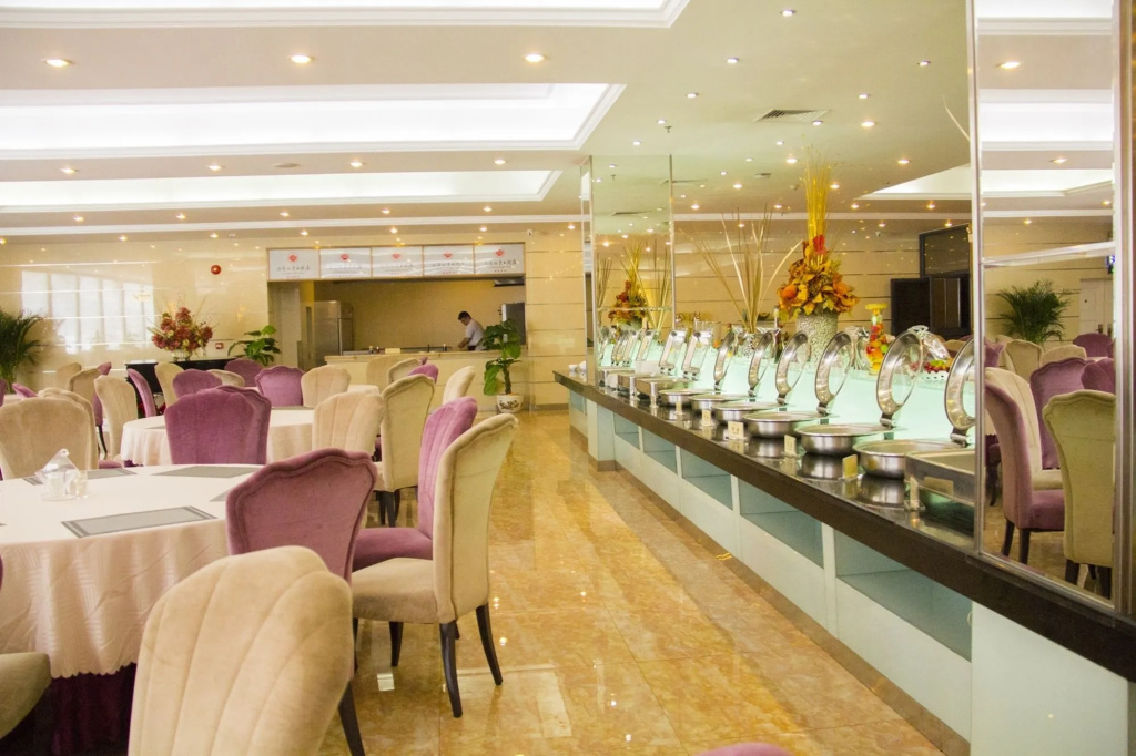 Food & Beverage