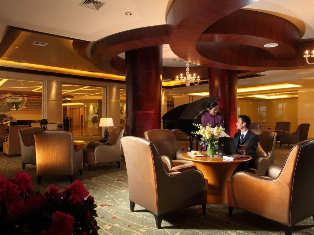 Huaqiao New Century Grand Hotel - фото 17