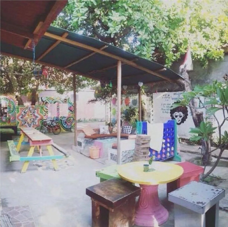 Good For Ya Knee Hostel & Bungalows