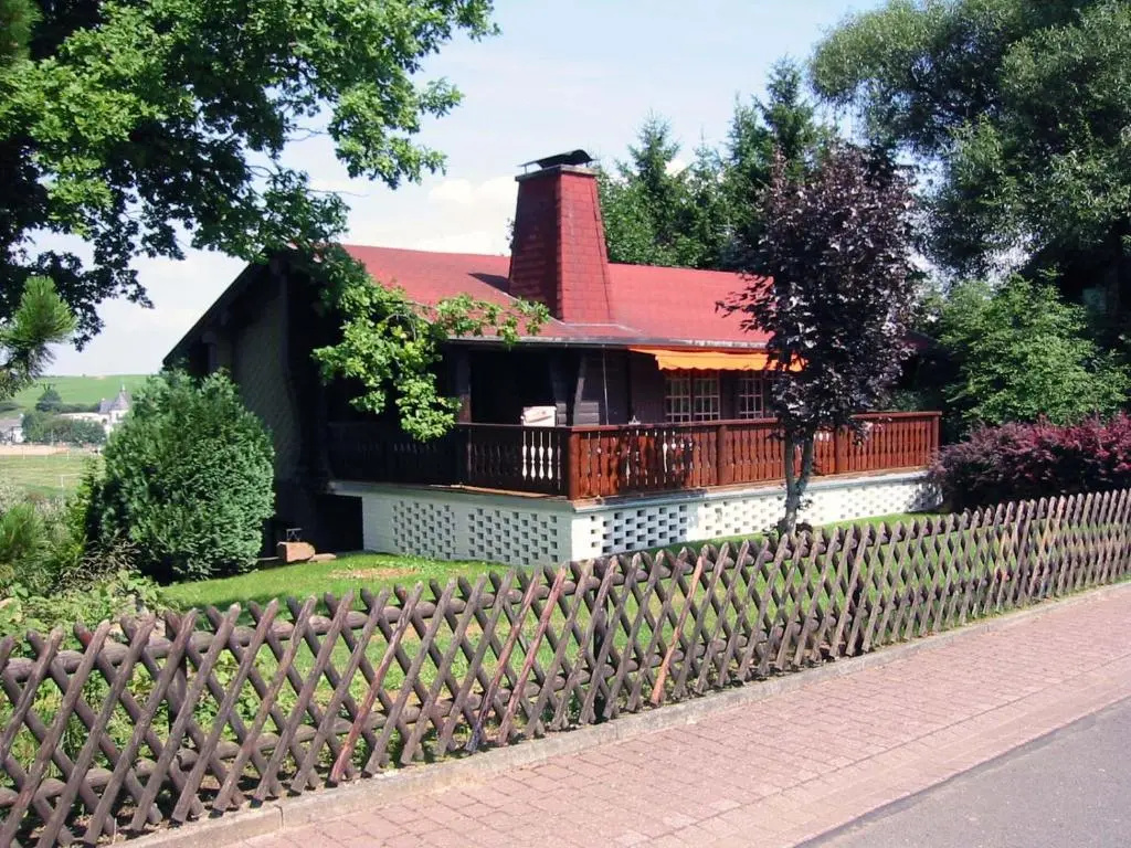 3 Bedrooms Cottage