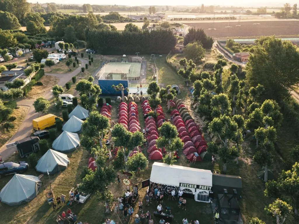 Tent