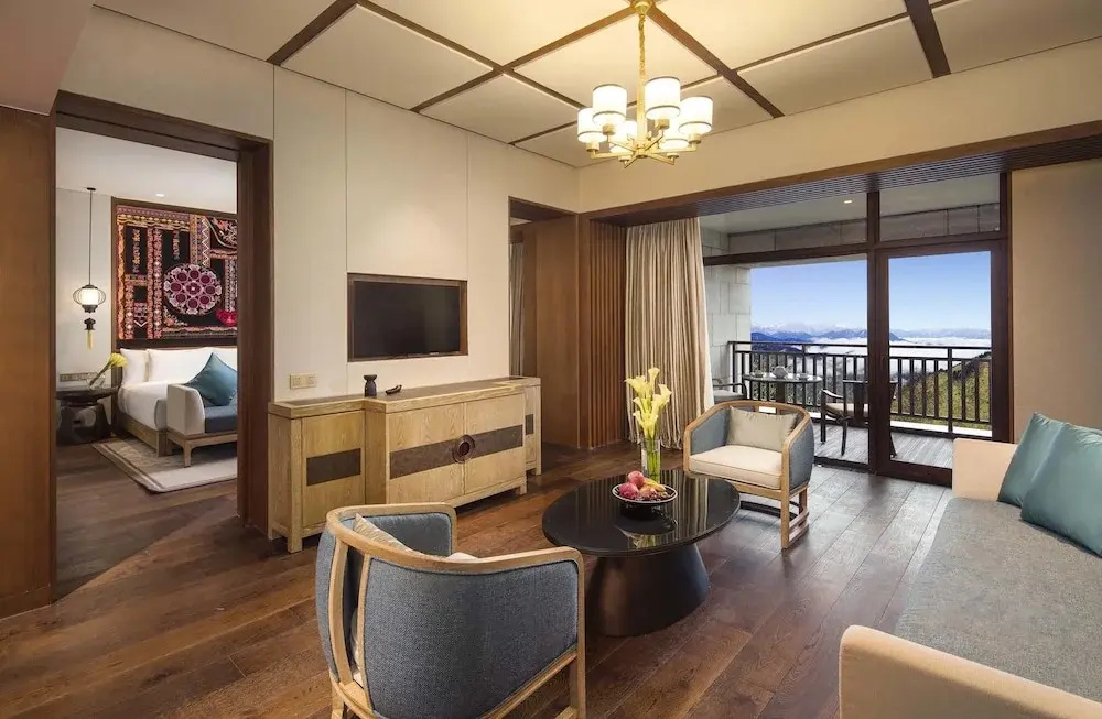 Suite with balcony