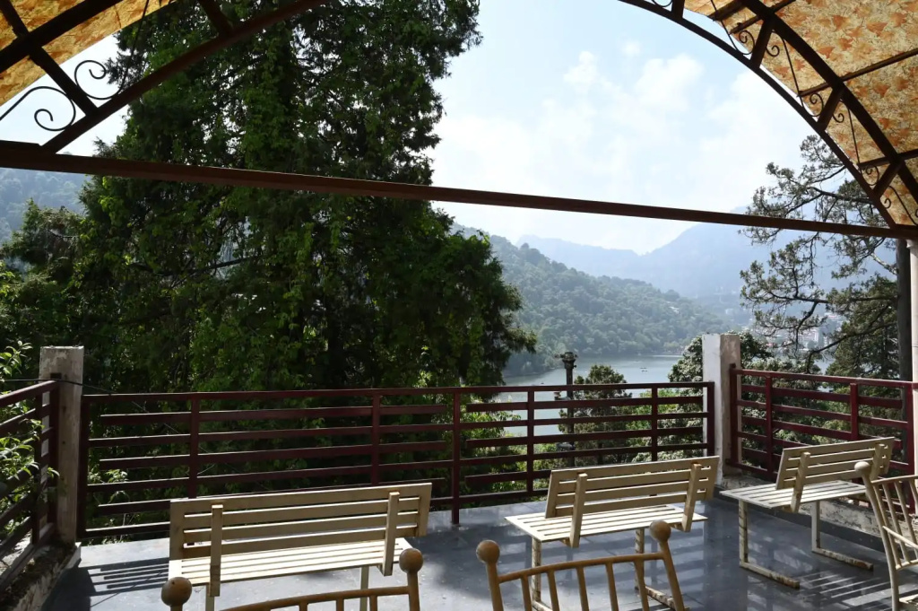 OYO 1820 Hotel Prim Rose