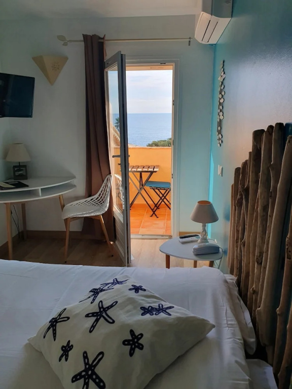Hotel Les Calanques - Chambres