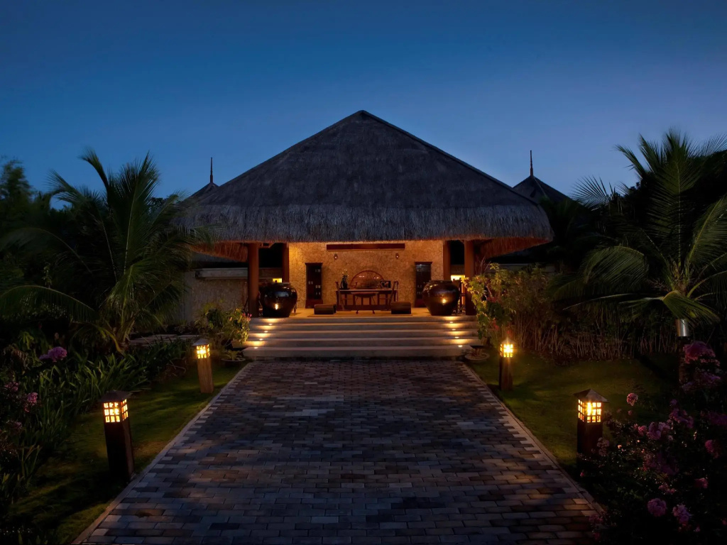 Eskaya Beach Resort and Spa - фото 10