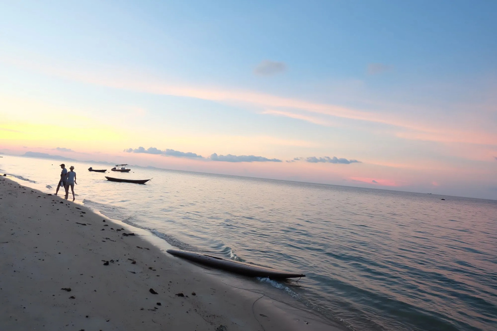 Beach & Waterfront