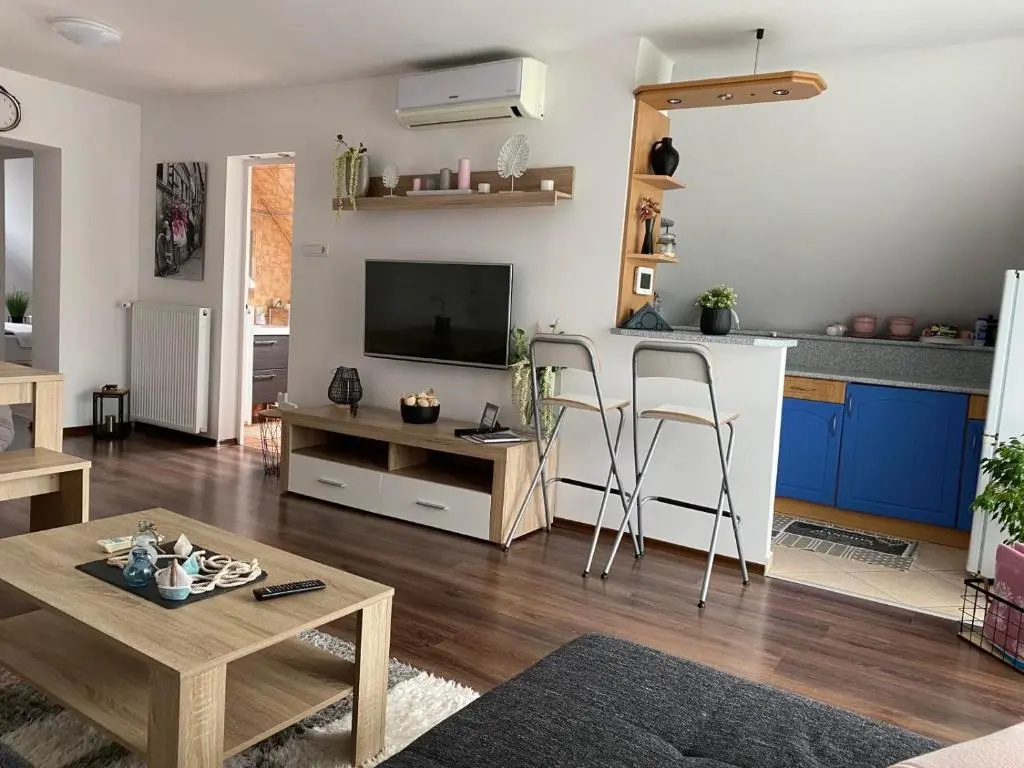 Munkácsy Apartmanok - Chambres