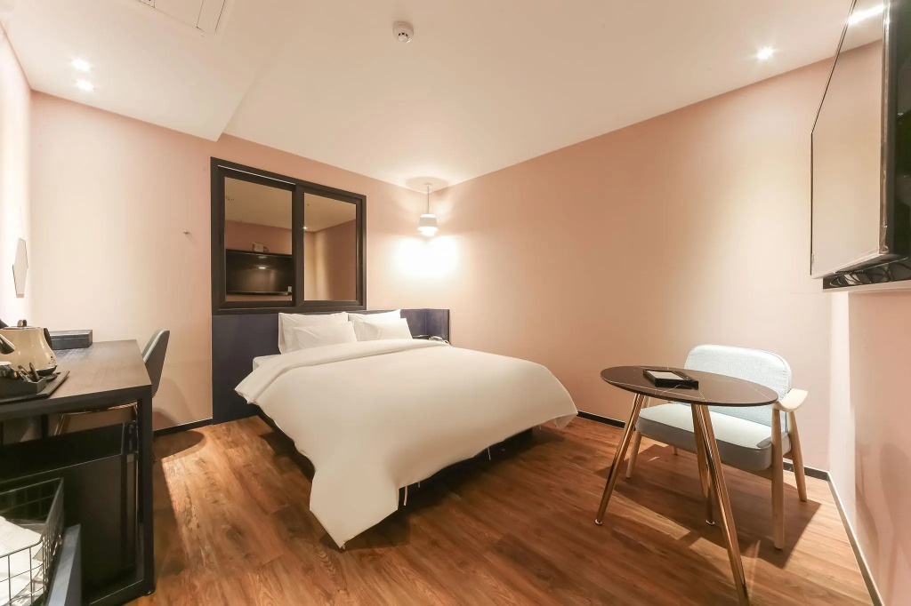 Frenchcode Hotel — 4