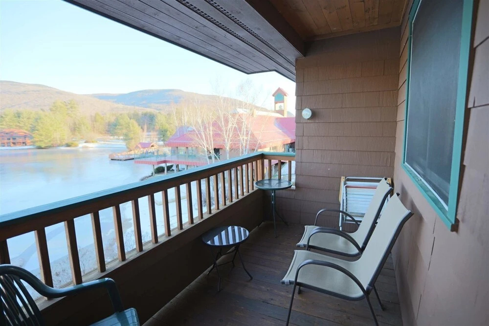 3 Bedroom Deer Park Condo on Lake and Close to Recreation Center - Dp56bw