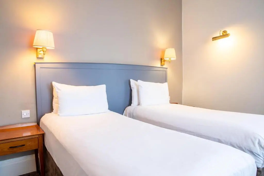 Arnos Manor Hotel - Chambres