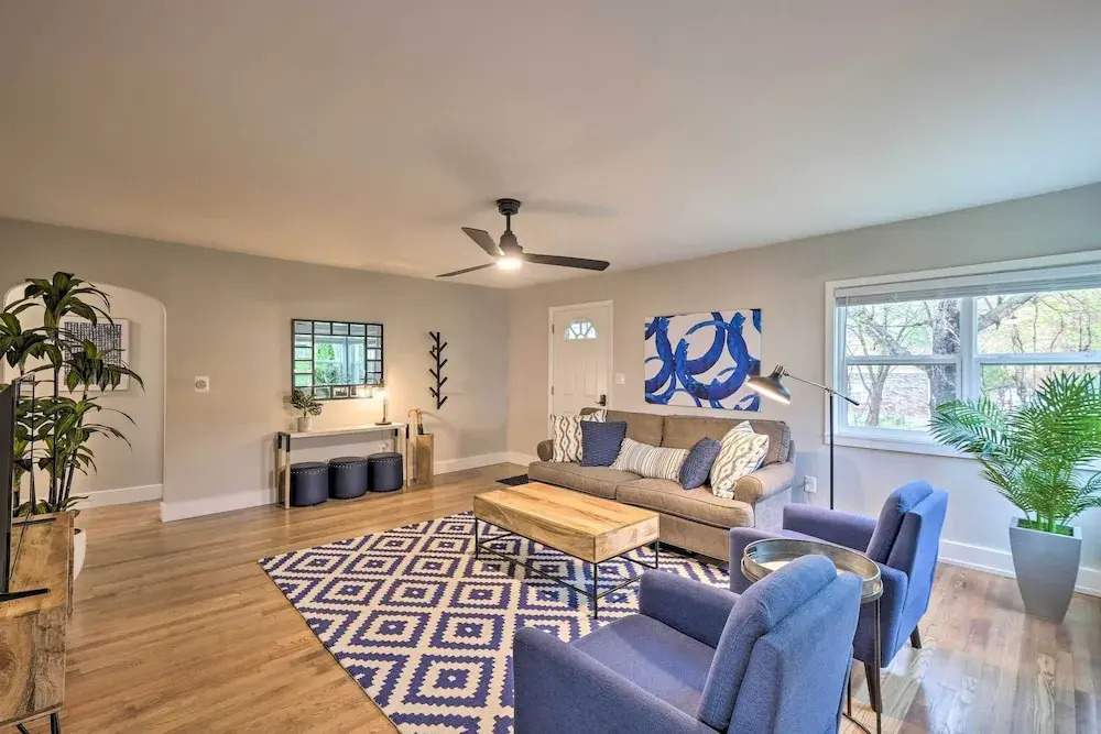 Updated Fayetteville Home < 2 Miles to Uark! — фото