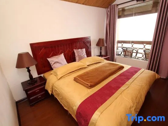 Standard Double room with balcony (full double bed)