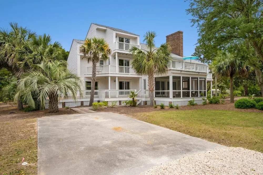 Hellenic Haven 6 Bedroom Home