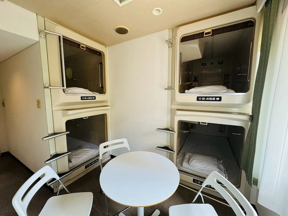 Men's only Capsule Hotel Asahi Plaza Shinsaibashi 사진 8