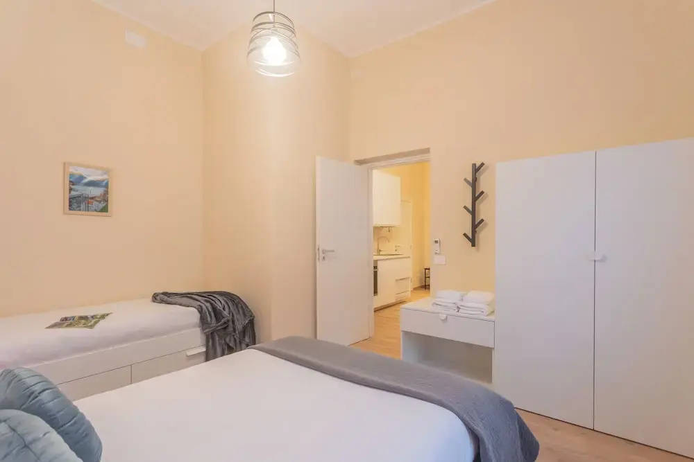 Simar Apartments nearby Como S.G. Train Station by Rent all Como