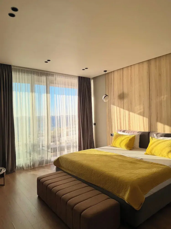 Deluxe Double room with balcony (full double bed)