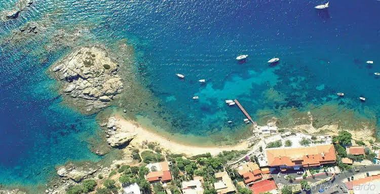 Beach & Waterfront