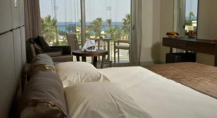 Balcony & Terrace