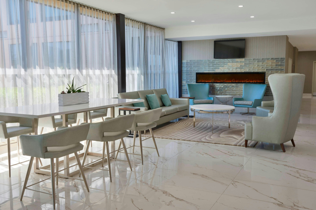 Four Points by Sheraton Toronto Airport - Général